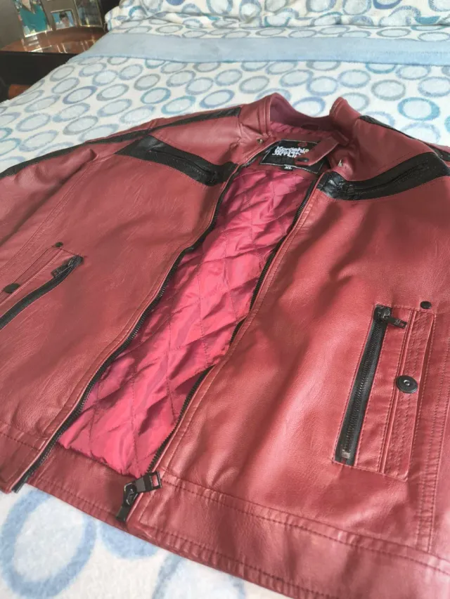 Chaqueta de cuero roja Talla XL