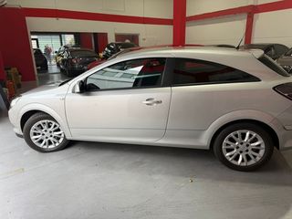 Opel Astra GTC Energy 1.7 CDTi 110 CV