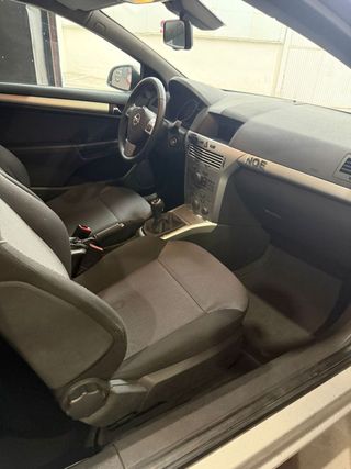 Opel Astra GTC Energy 1.7 CDTi 110 CV