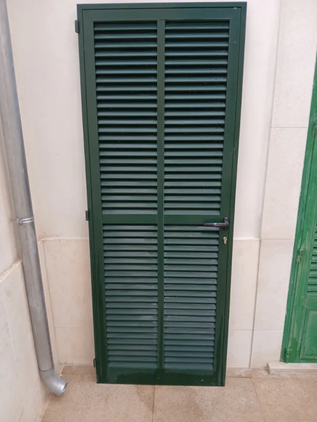 Persiana de aluminio verde