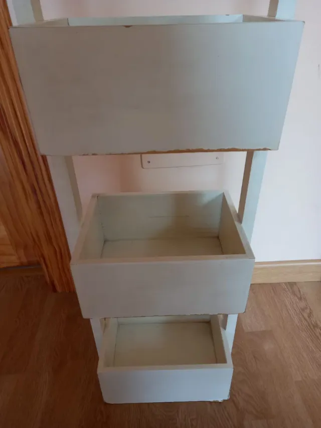 ÚLTIMA SEMANA Estantería de madera blanca