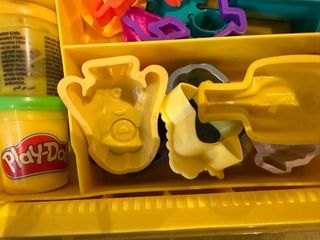 Play-Doh Set de Moldes y Estuche