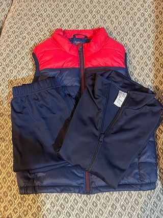 Chándal niño azul y chaleco rojo/azul