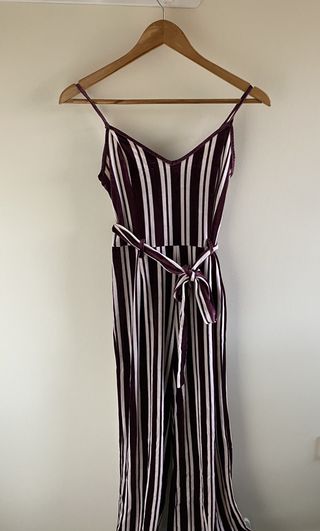 Mono largo de terciopelo con cinturón