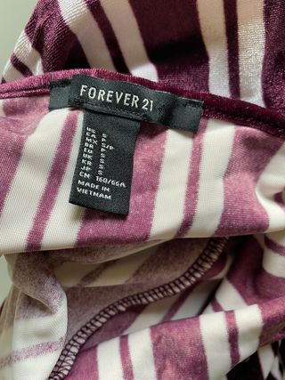 Mono largo de terciopelo con cinturón