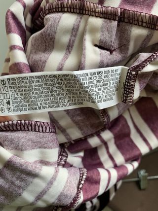 Mono largo de terciopelo con cinturón