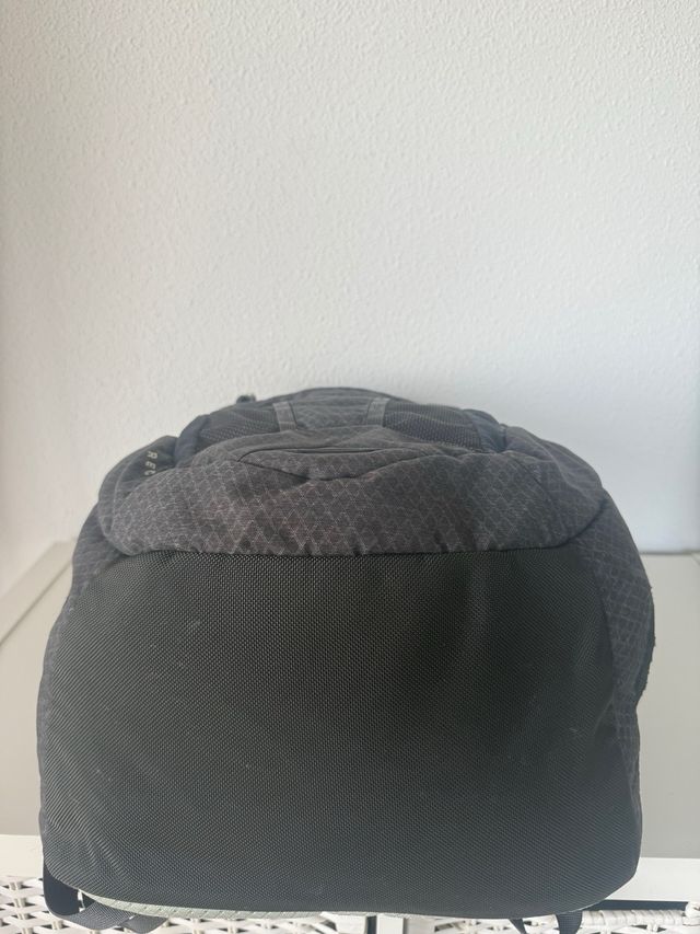 Mochila The North Face Recon Gris/Verde