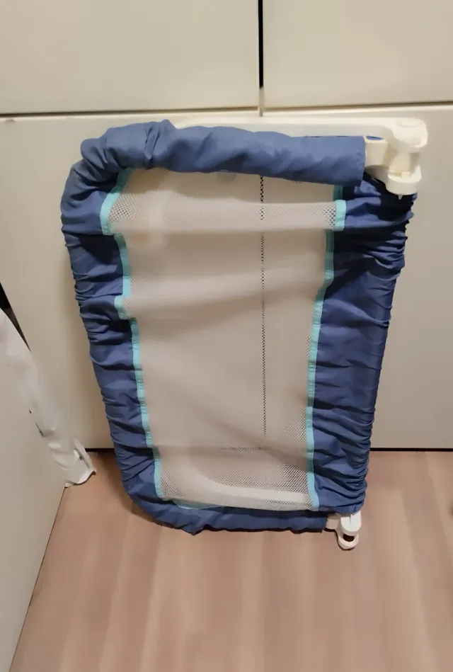 Barandilla de cama infantil azul