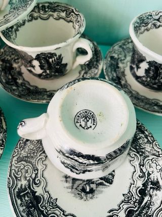 Juego de 6 tazas y platillos Cartuja