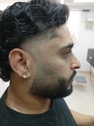 Barberia y pigmentación de Cejas a domicilio.