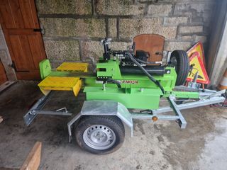 Se alquila o se racha leña a domicilio 671298675