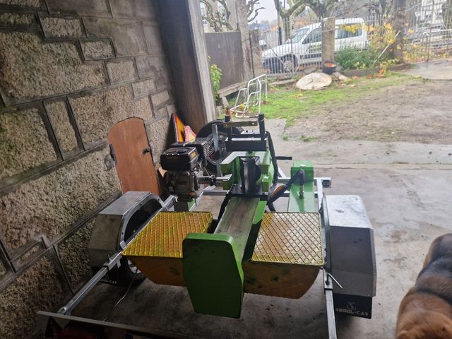 Se alquila o se racha leña a domicilio 671298675