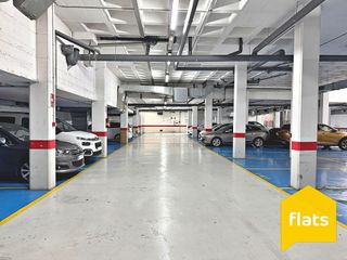 Garaje en venta en Santa Rosa - Can Mariner en Santa Coloma de Gramanet