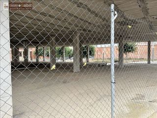 Edificio en venta en Alcarràs