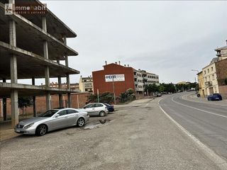 Edificio en venta en Alcarràs