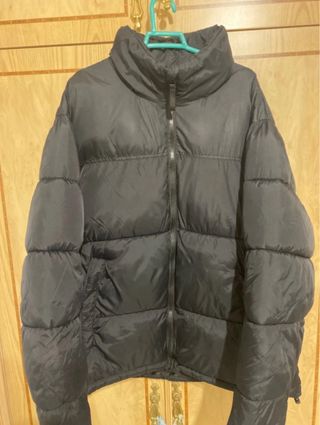 Chaqueta acolchada negra hombre