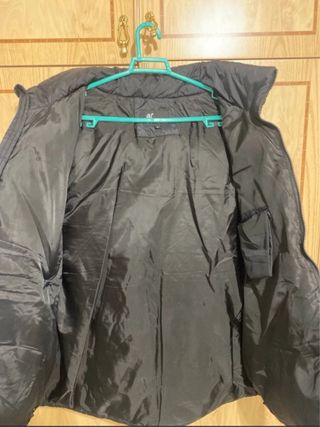 Chaqueta acolchada negra hombre