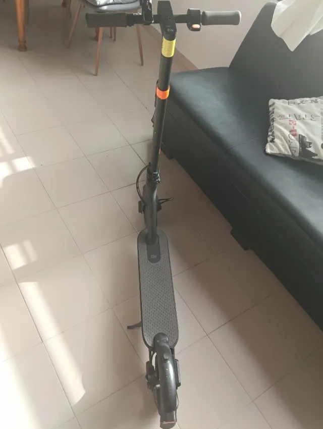 Patinete Eléctrico Xiaomi Essential