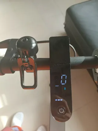 Patinete Eléctrico Xiaomi Essential