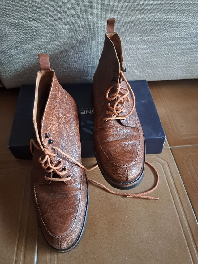 Botines de piel marrón