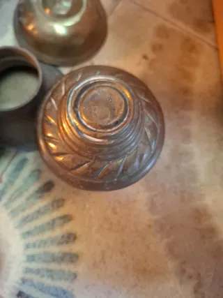 Portalampada, anelli tenda e ganci metallo antichi