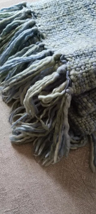 Manta decorativa sofá tonos verde /azul