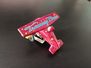 Avión a cuerda de hojalata vintage