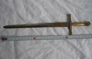 Espada Excalibur abrecartas y decorativa