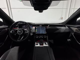 Jaguar F-Pace 5.0 V8 SVR AWD Auto