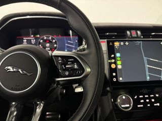 Jaguar F-Pace 5.0 V8 SVR AWD Auto