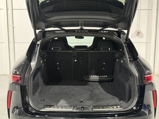 Jaguar F-Pace 5.0 V8 SVR AWD Auto