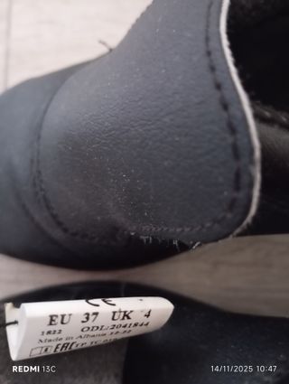 Zapatos de trabajo Cofra negros con puntera mujer