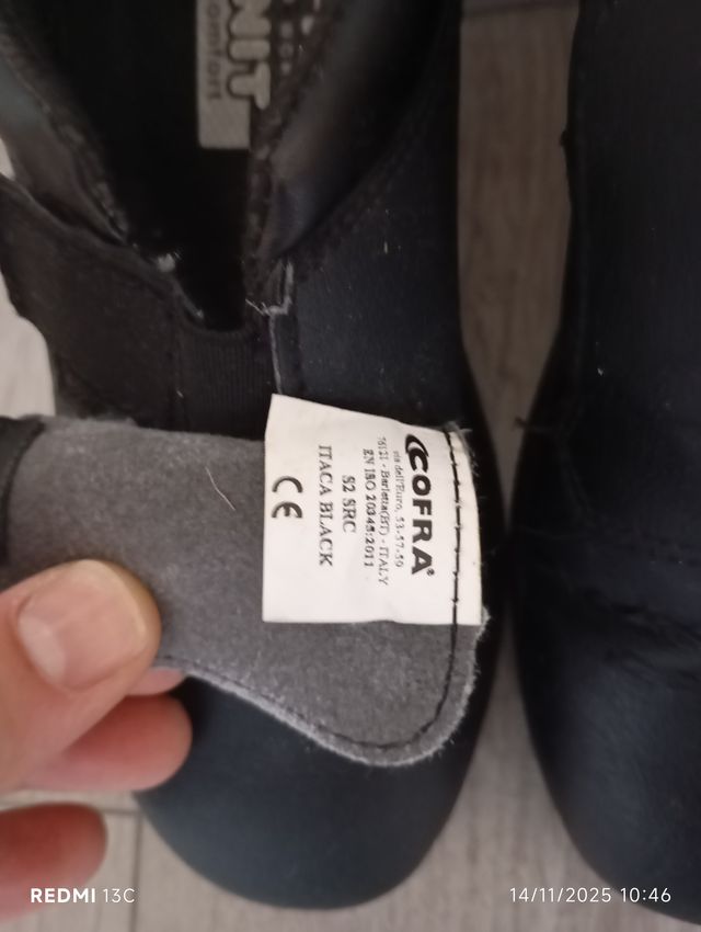 Zapatos de trabajo Cofra negros con puntera mujer