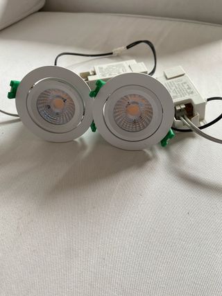 Focos LED con transformador ( 5 euros c/u)