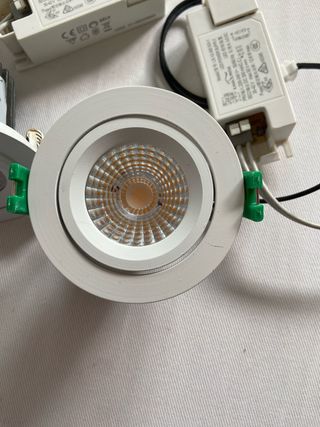 Focos LED con transformador ( 5 euros c/u)