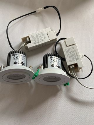 Focos LED con transformador ( 5 euros c/u)