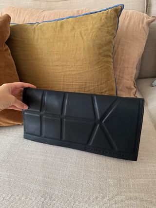 Bolso piel Adolfo Domínguez negro