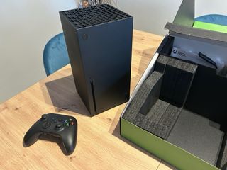 Xbox Series X 1TB como nueva