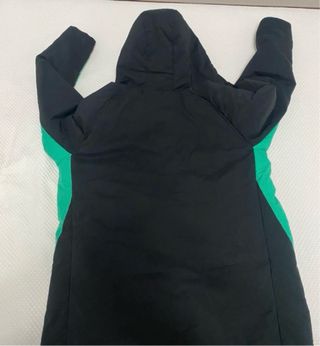 Chaqueta Parka Athletic Club Castore Negra y Verde