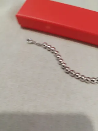 Bracciale in argento con chiusura a moschettone