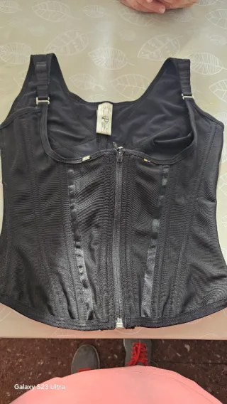 Faja chalecoColombiana Negra Cremallera