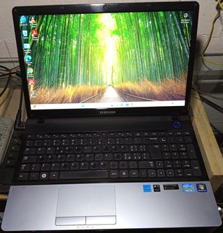 Samsung NP300E5C Notebook PC Portatile