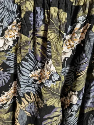 Pantalones Shein Estampados Hojas Talla L