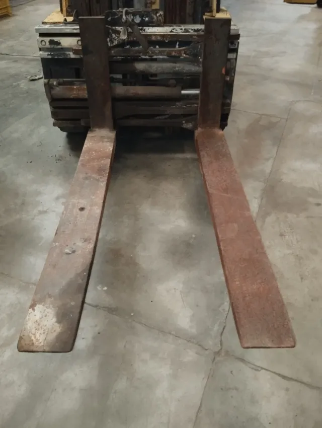 Posicionador de horquillas para carretilla