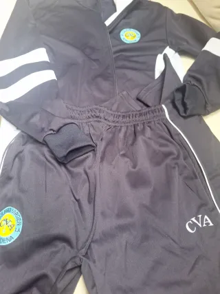 Chándal CVA original nuevos.c/u 30€conjunto.