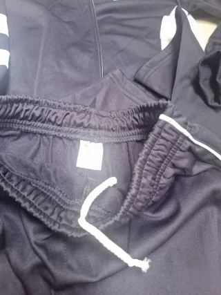 Chándal CVA original nuevos.c/u 30€conjunto.