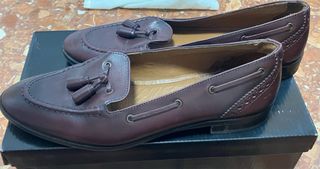 Mocasines Massimo Dutti marrón-burdeos T.39