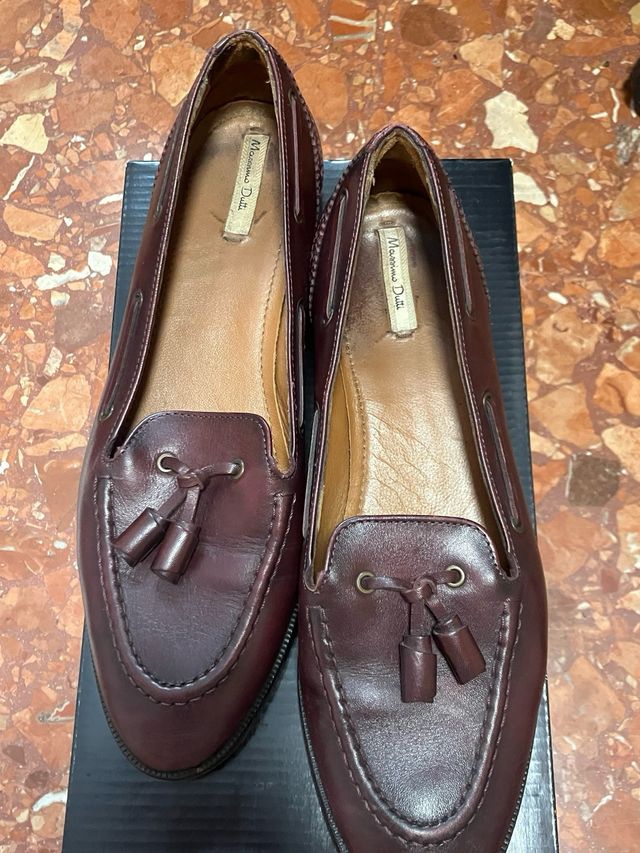 Mocasines Massimo Dutti marrón-burdeos T.39