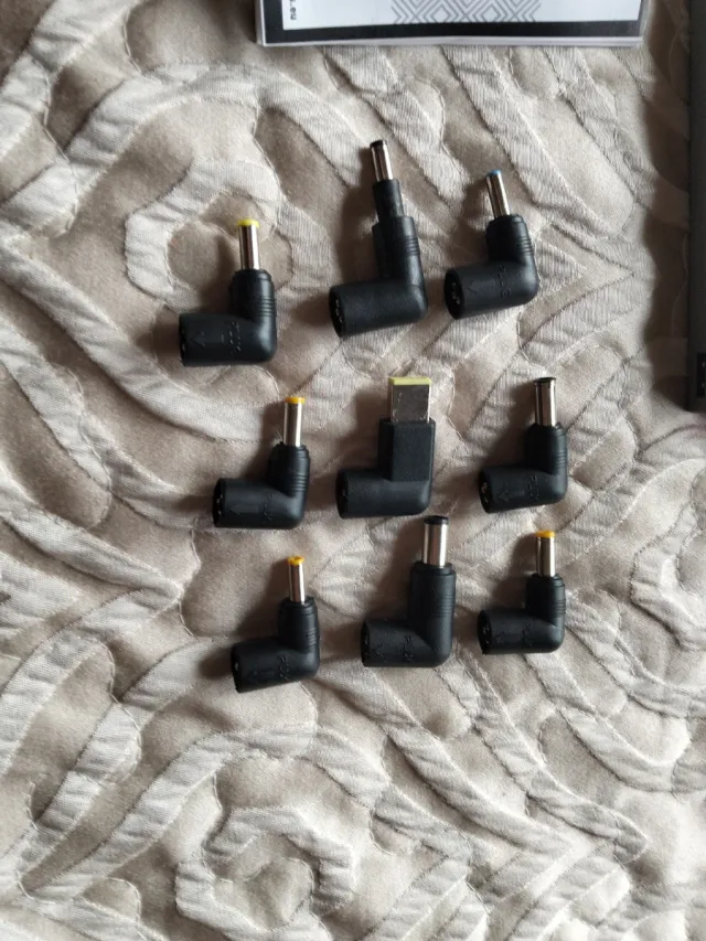 Cargador Netway W-90W portátil