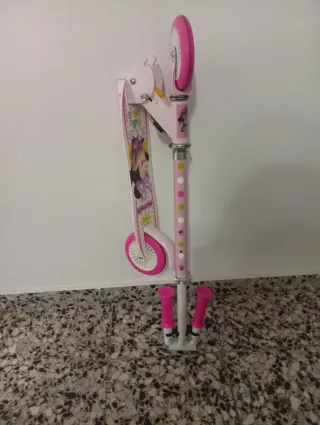 Patinete infantil Minnie Mouse rosa